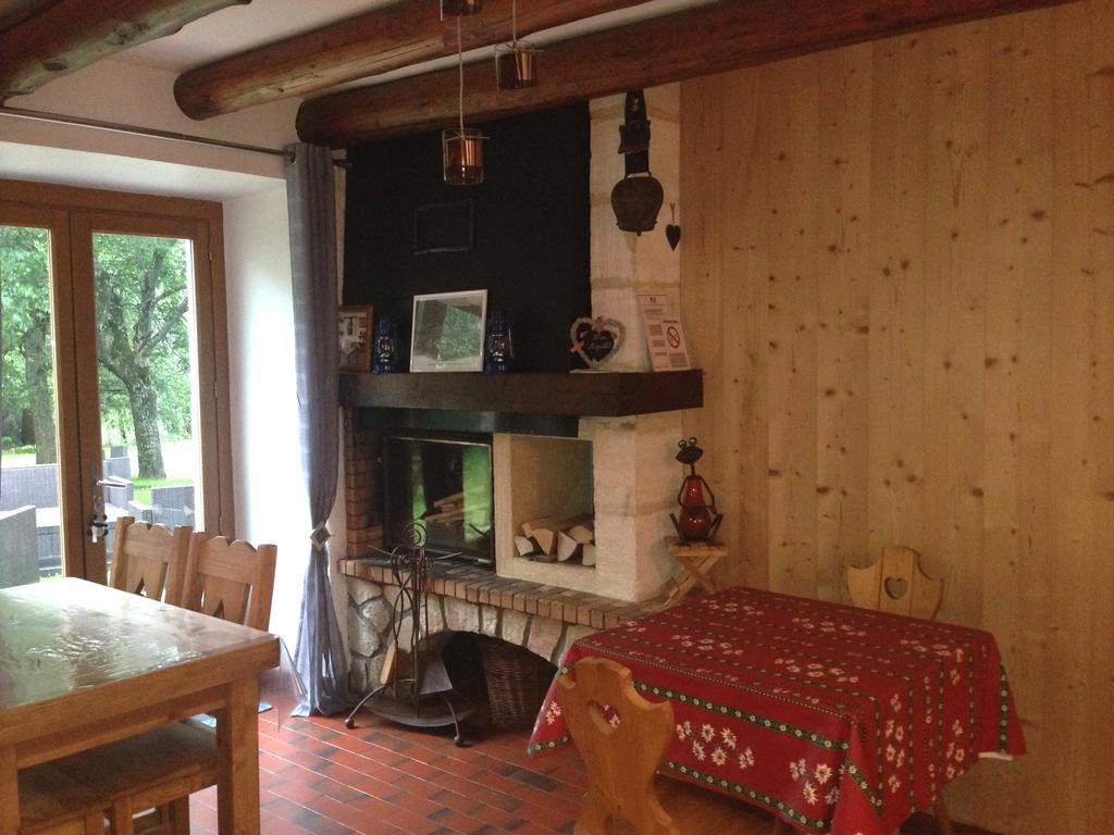 Hotel La Tapia Autrans-Meaudre-en-Vercors Εξωτερικό φωτογραφία