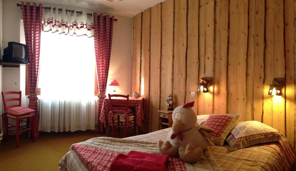 Hotel La Tapia Autrans-Meaudre-en-Vercors Δωμάτιο φωτογραφία